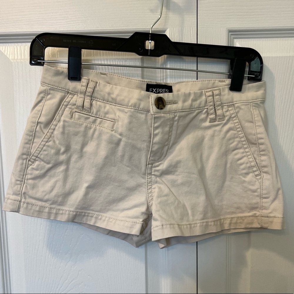 024A EXPRESS Twill Trouser Pocket Shorts